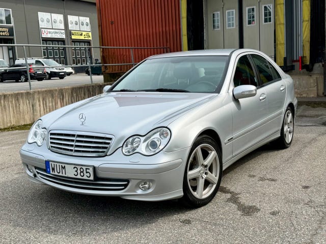 Mercedes-Benz C180 2005