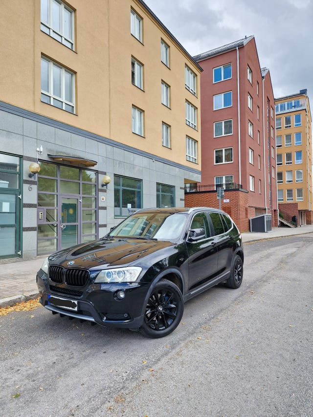 BMW X3 2011