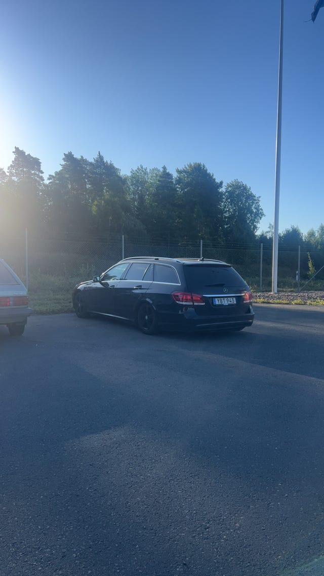 Mercedes-Benz E220 2016