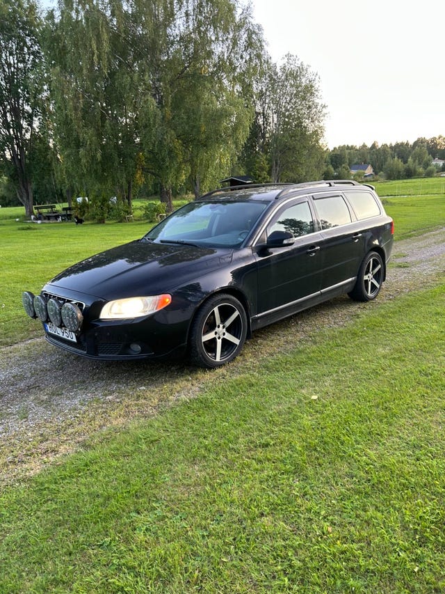 Volvo V70 2010