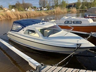 Crescent 590 Crown