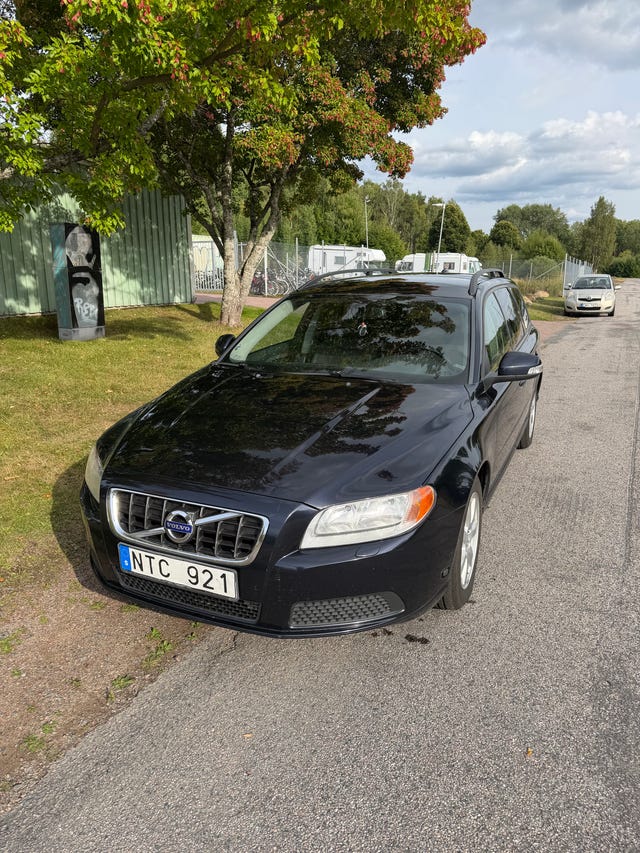 Volvo V70 2011