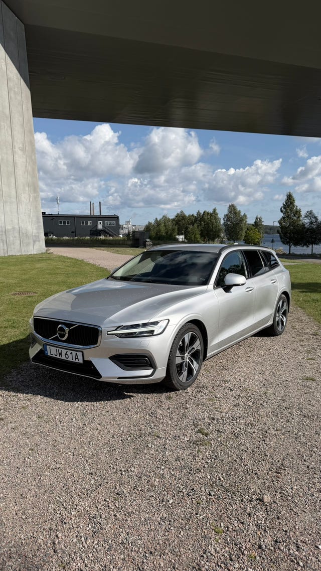Volvo V60 2019