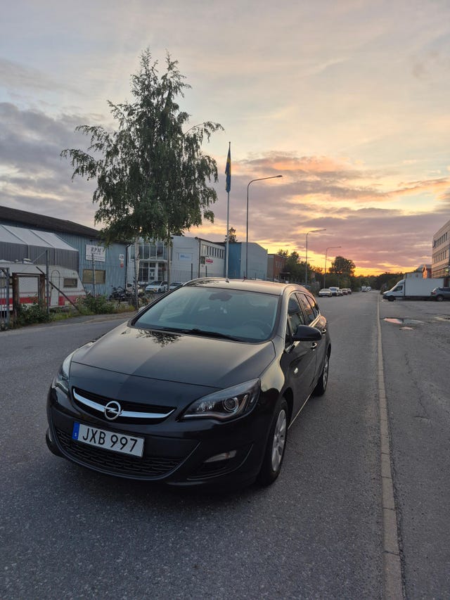 Opel Astra 2016