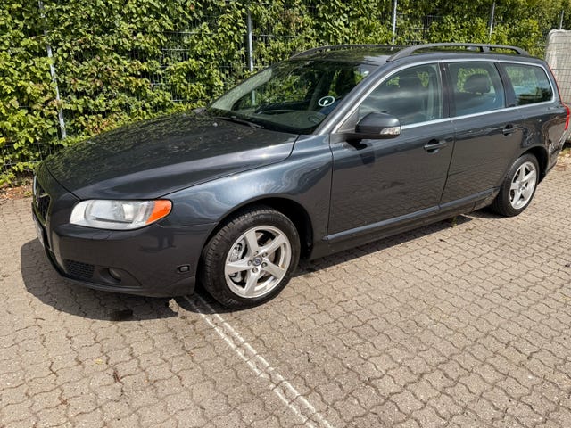 Volvo V70 2011