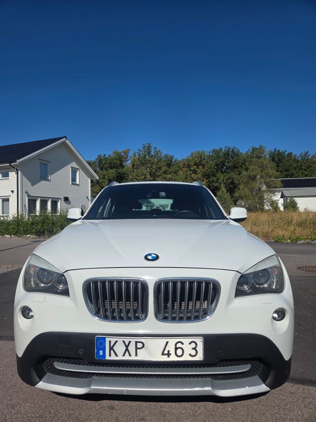 BMW X1 2011
