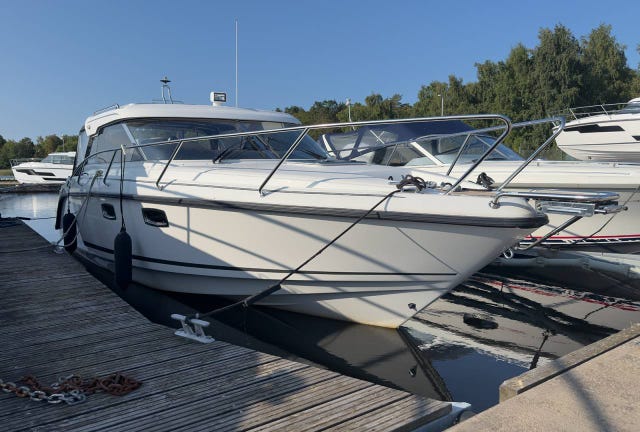 AQUADOR 28 HT | Diesel V6 | 6995/m