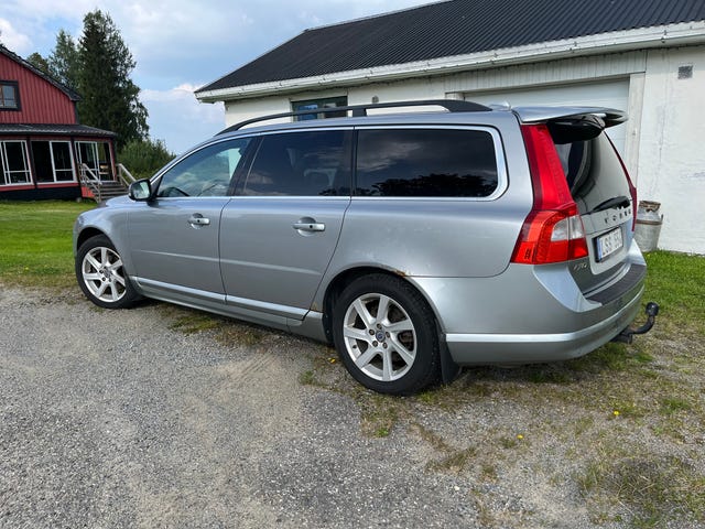 Volvo V70 2012