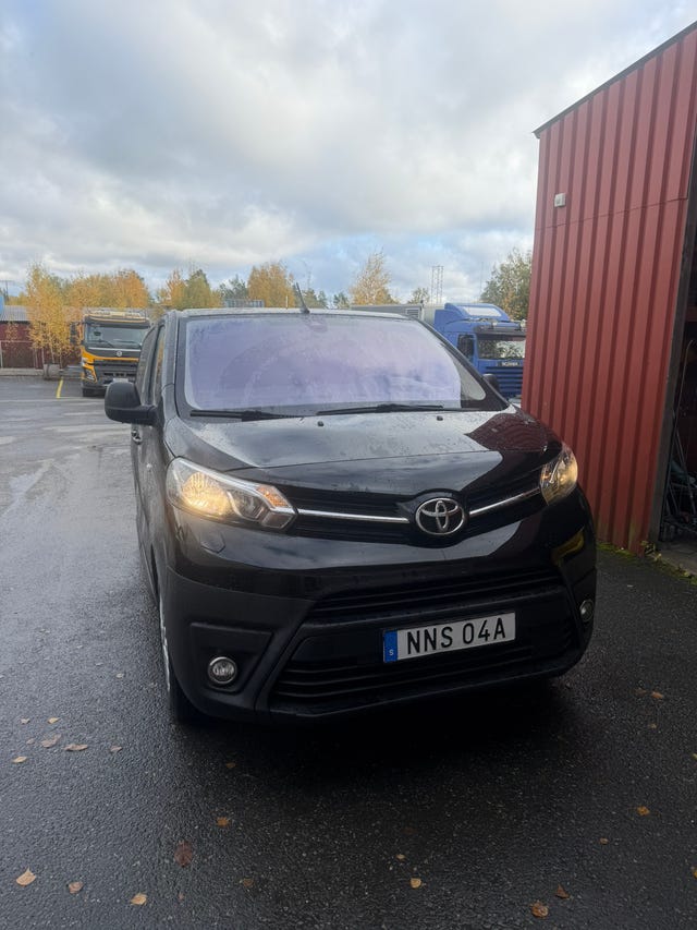 Toyota Proace 2018