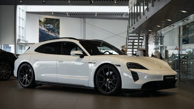 Porsche Taycan GTS 2023