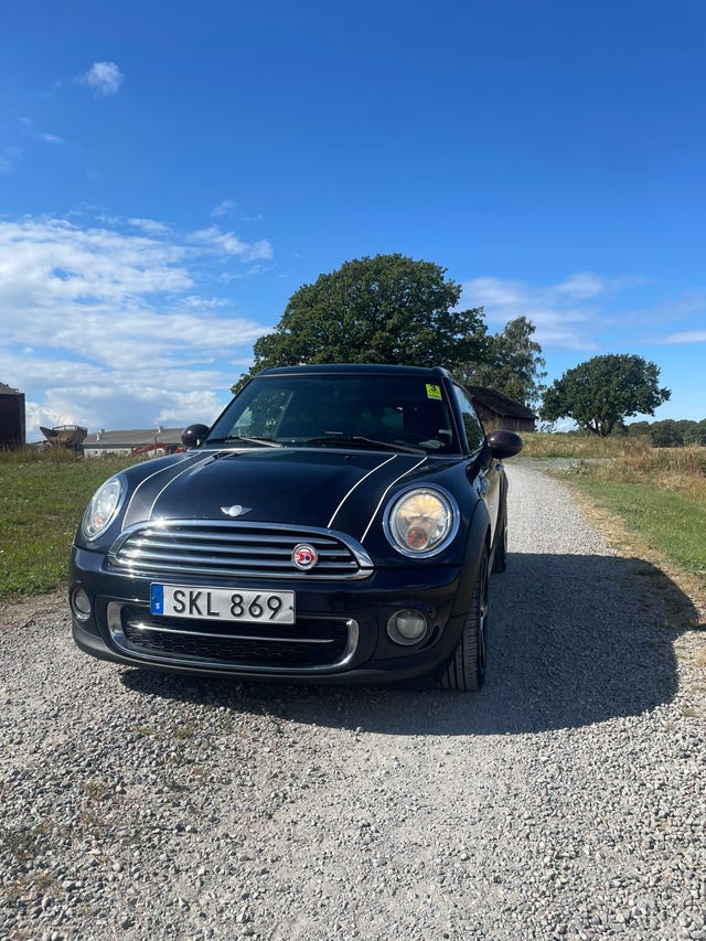 MINI Cooper 2011