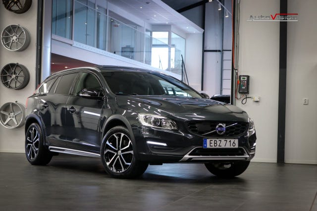 Volvo V60 Cross Country 2017