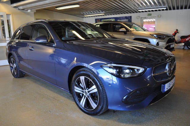 Mercedes-Benz C300 d 2024
