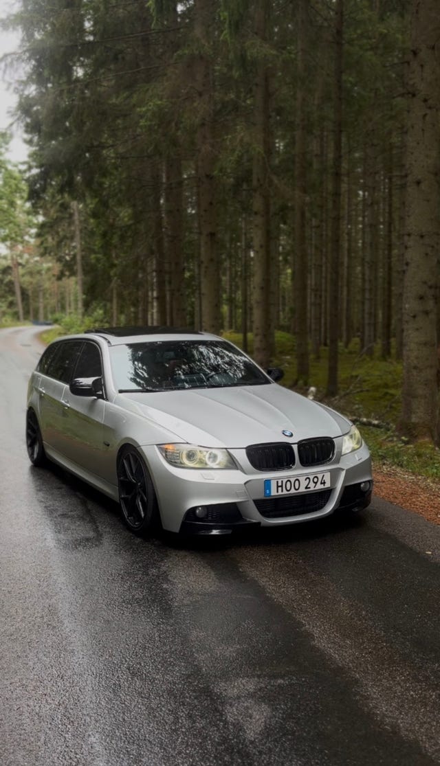 BMW 320d 2010