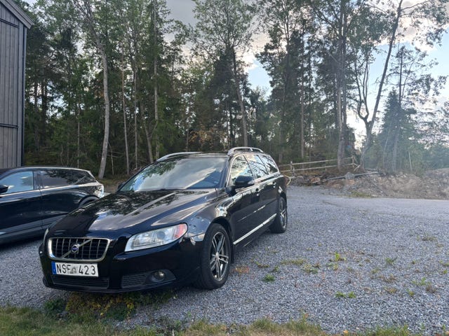 Volvo V70 2010