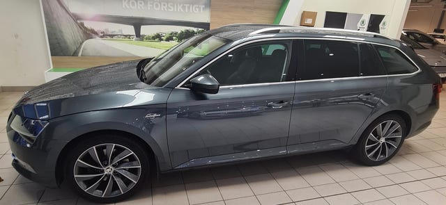 Skoda Superb 2019