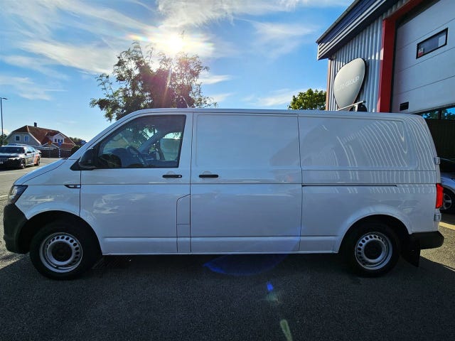 Volkswagen Transporter 2018 – bild 4