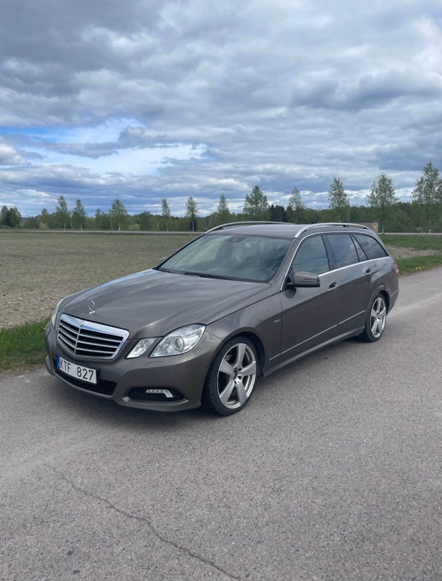 Mercedes-Benz E200 2010