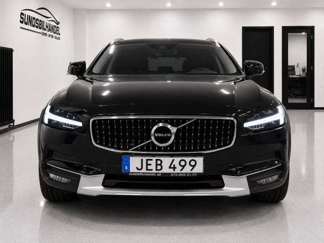 Volvo V90 Cross Country 2018 – bild 2