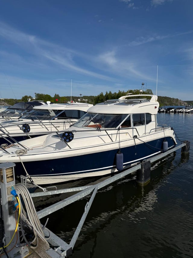 Aquador 28 C