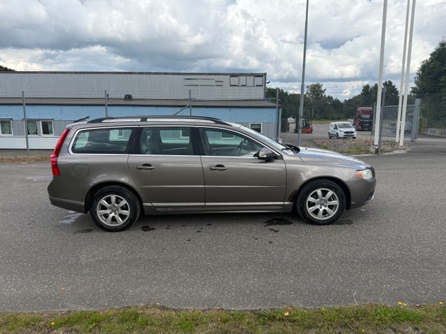 Volvo V70 2010