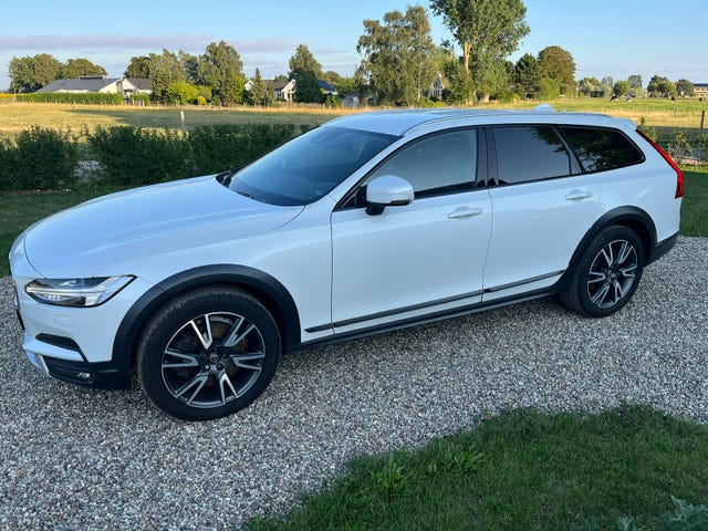 Volvo V90 Cross Country 2019