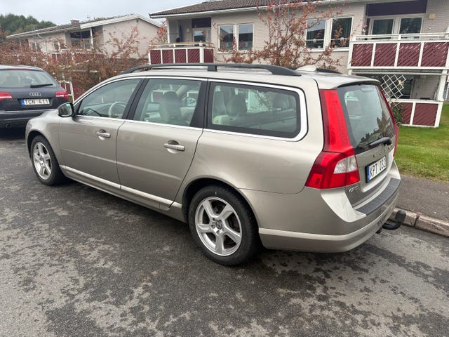 Volvo V70 2011