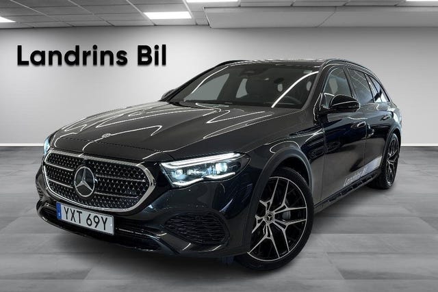Mercedes-Benz E300 2026