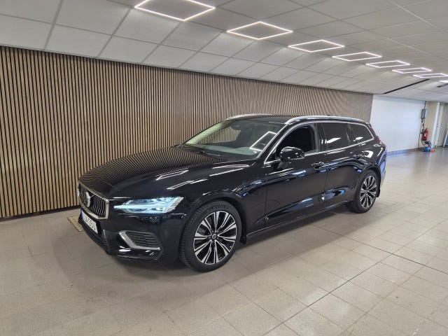 Volvo V60 2023