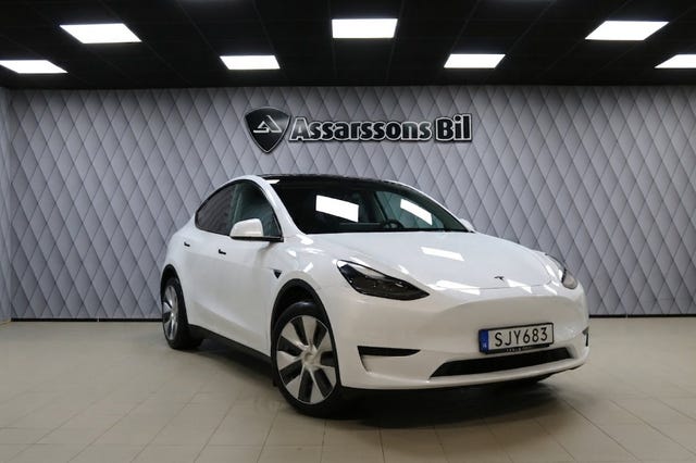 Tesla Model Y 2023