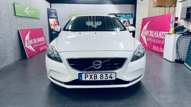 Volvo V40 2015