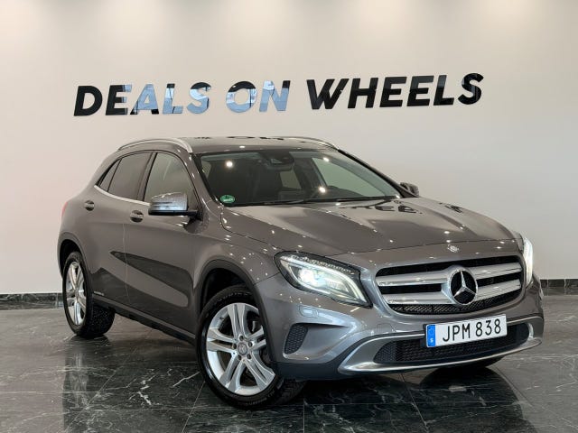 Mercedes-Benz GLA 200 2016