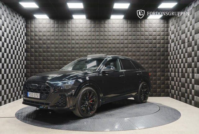 Audi SQ8 2024