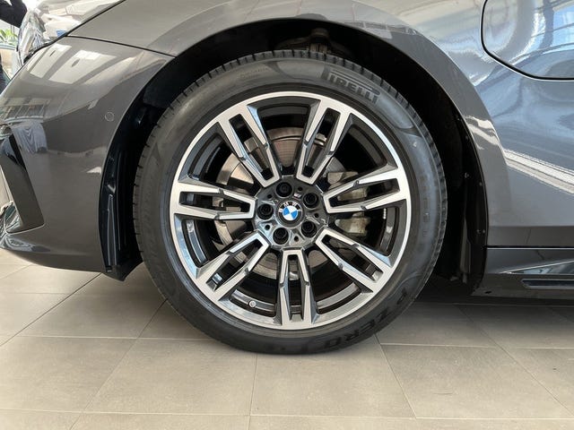 BMW 530e 2026 – bild 4