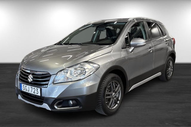 Suzuki S-Cross 2015