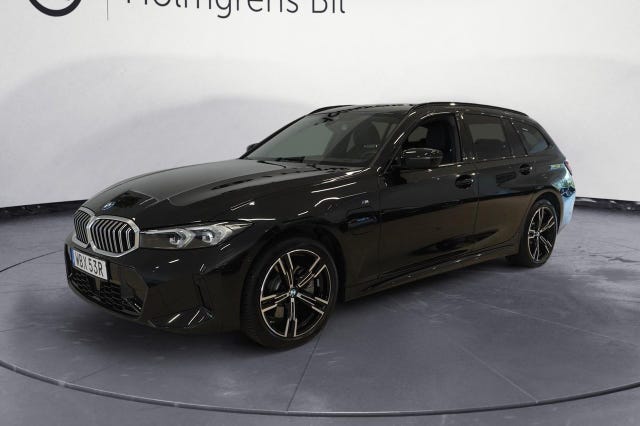 BMW 330e 2025