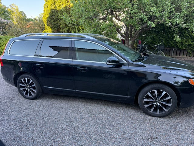 Volvo V70 2012