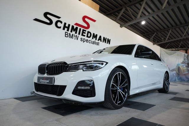 BMW 330i 2019