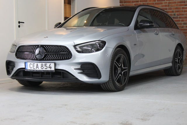 Mercedes-Benz E300 2021