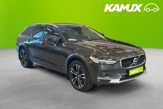 Volvo V90 Cross Country 2021