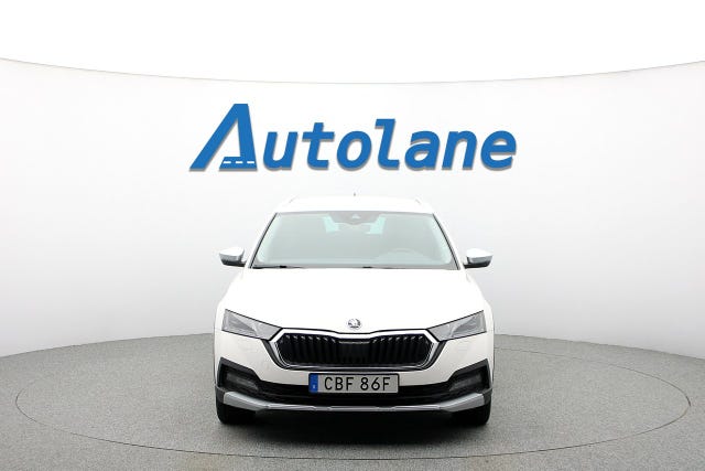 Skoda Octavia Scout 2023 – bild 3