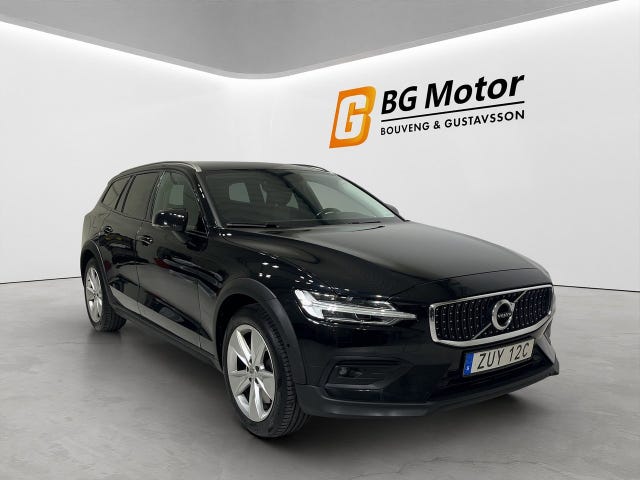 Volvo V60 Cross Country 2019