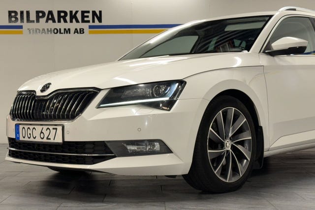 Skoda Superb 2017 – bild 2