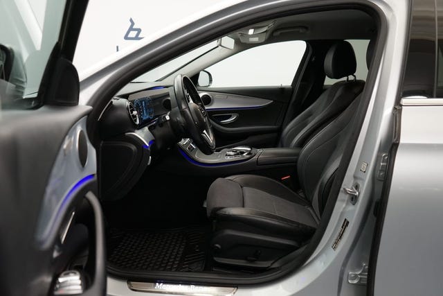 Mercedes-Benz E220 2019 – bild 4