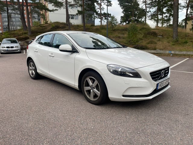 Volvo V40 2016