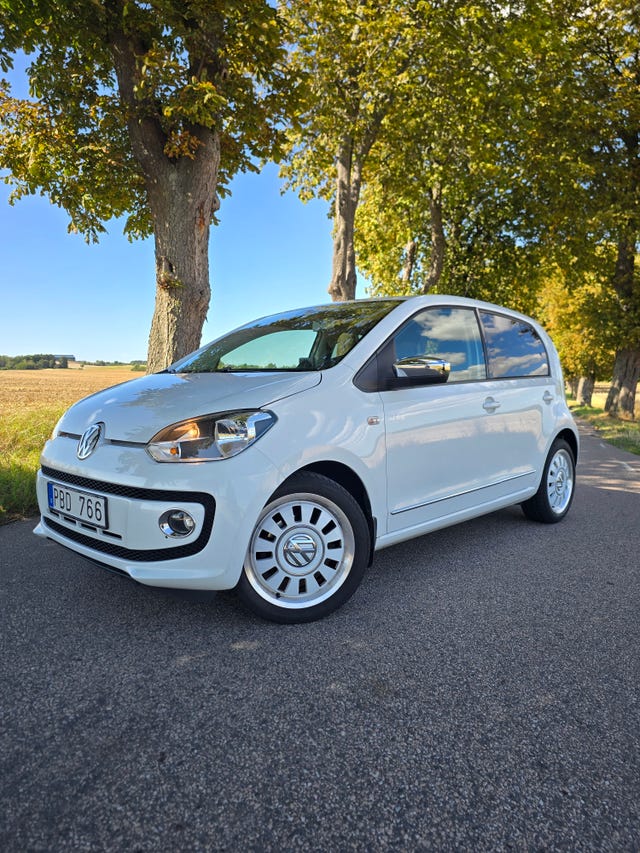 Volkswagen UP! 2013