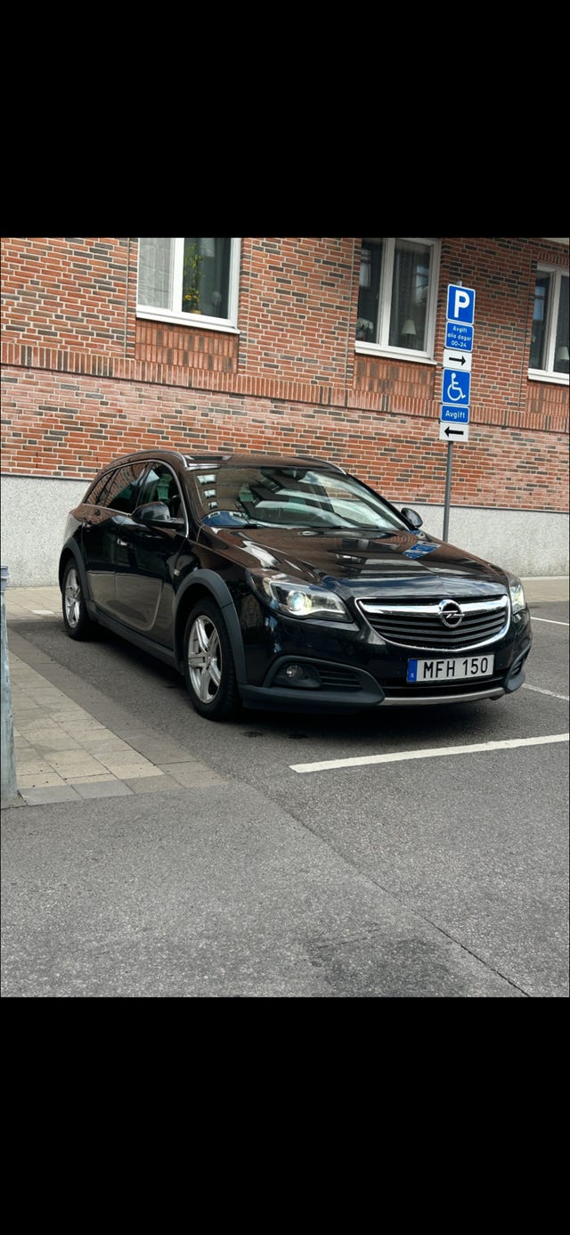 Opel Insignia Country Tourer 2016