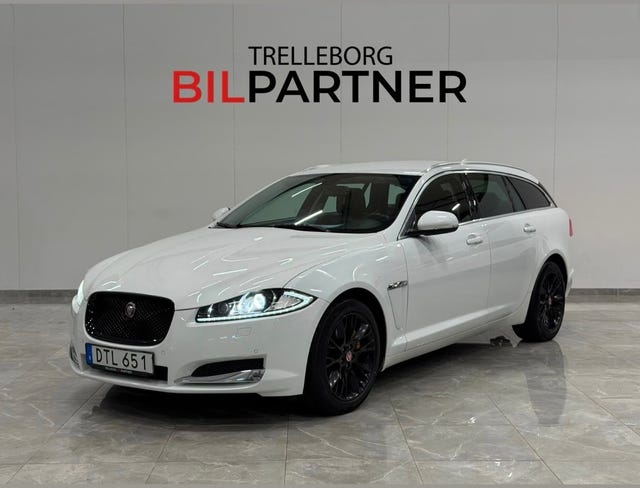 Jaguar XF 2015