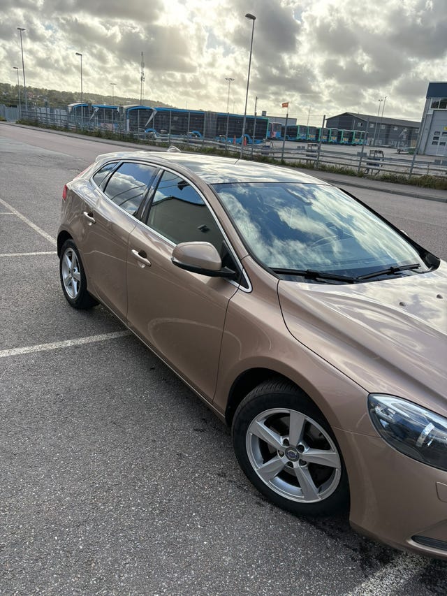 Volvo V40 2014 – bild 3