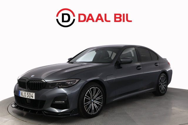 BMW 330e 2021